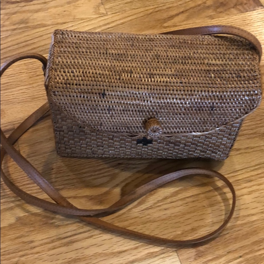 Straw bag